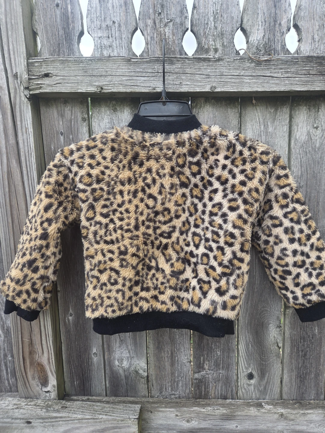 Epic threads Girls Faux Fur Leopard Print Bomber Jacket - photo 2