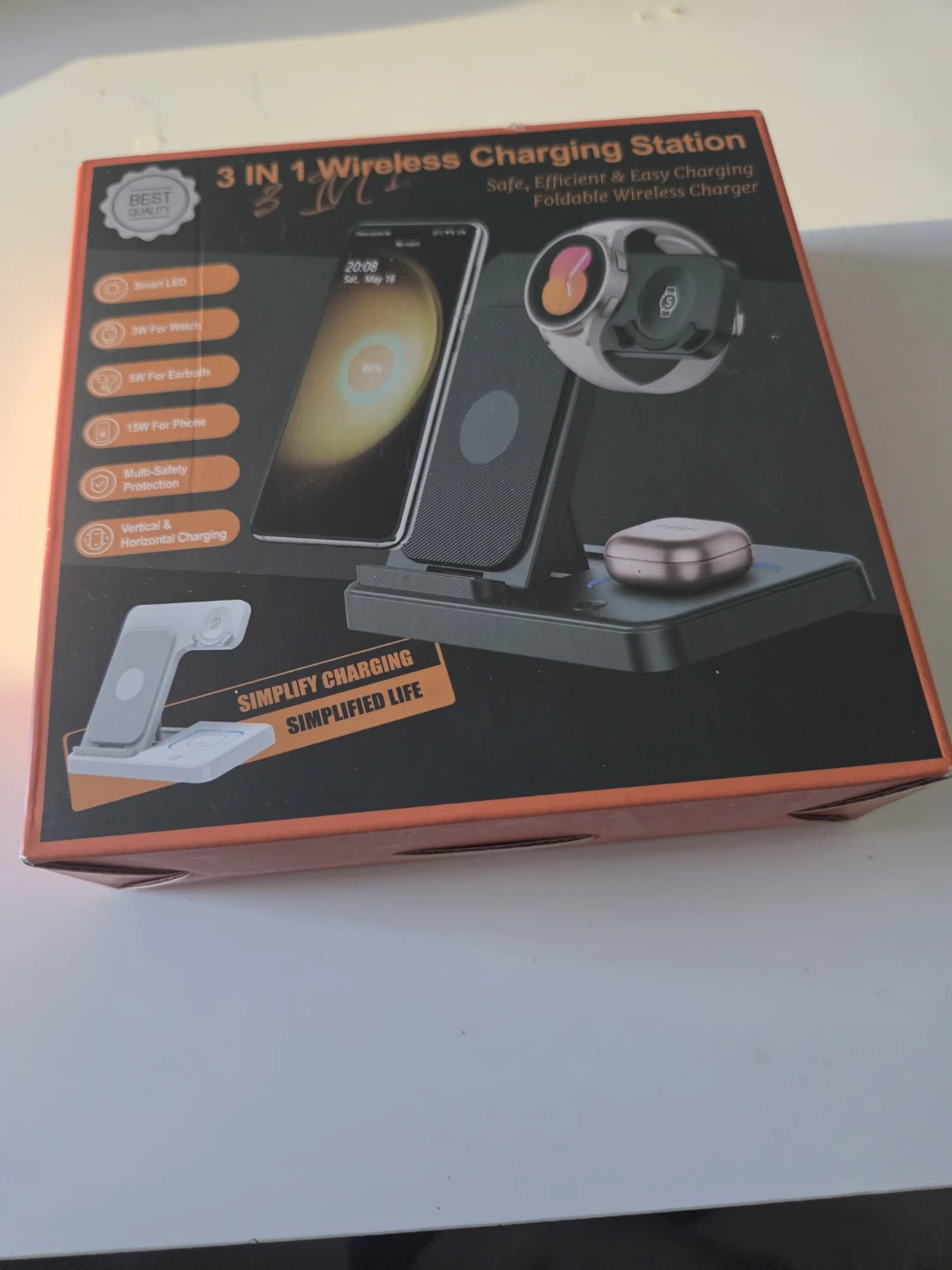 3-in-1 Wireless Charging Station - photo 2