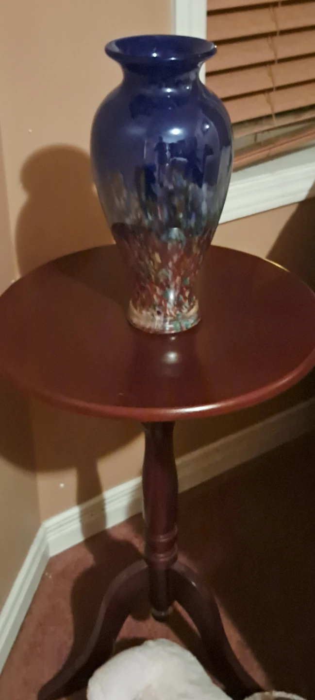 Decorative art glass vase