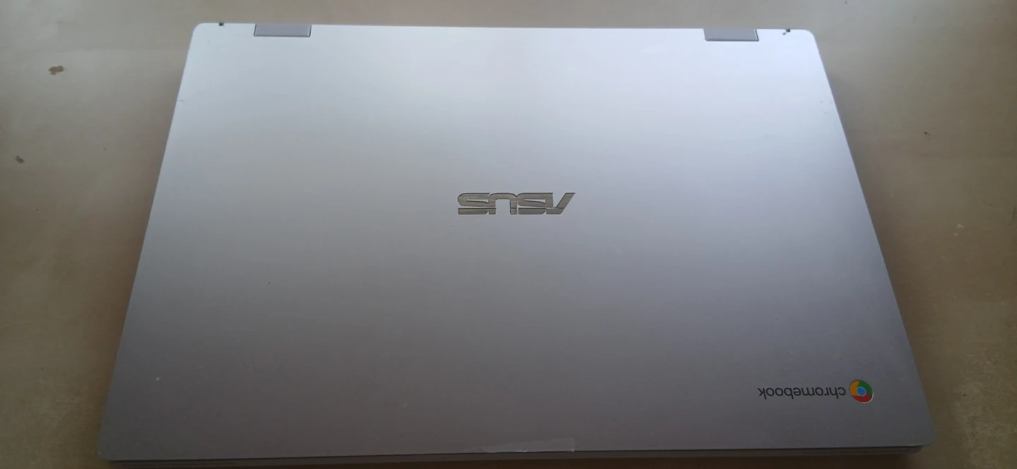 ASUS Chromebook Silver Laptop - photo 3