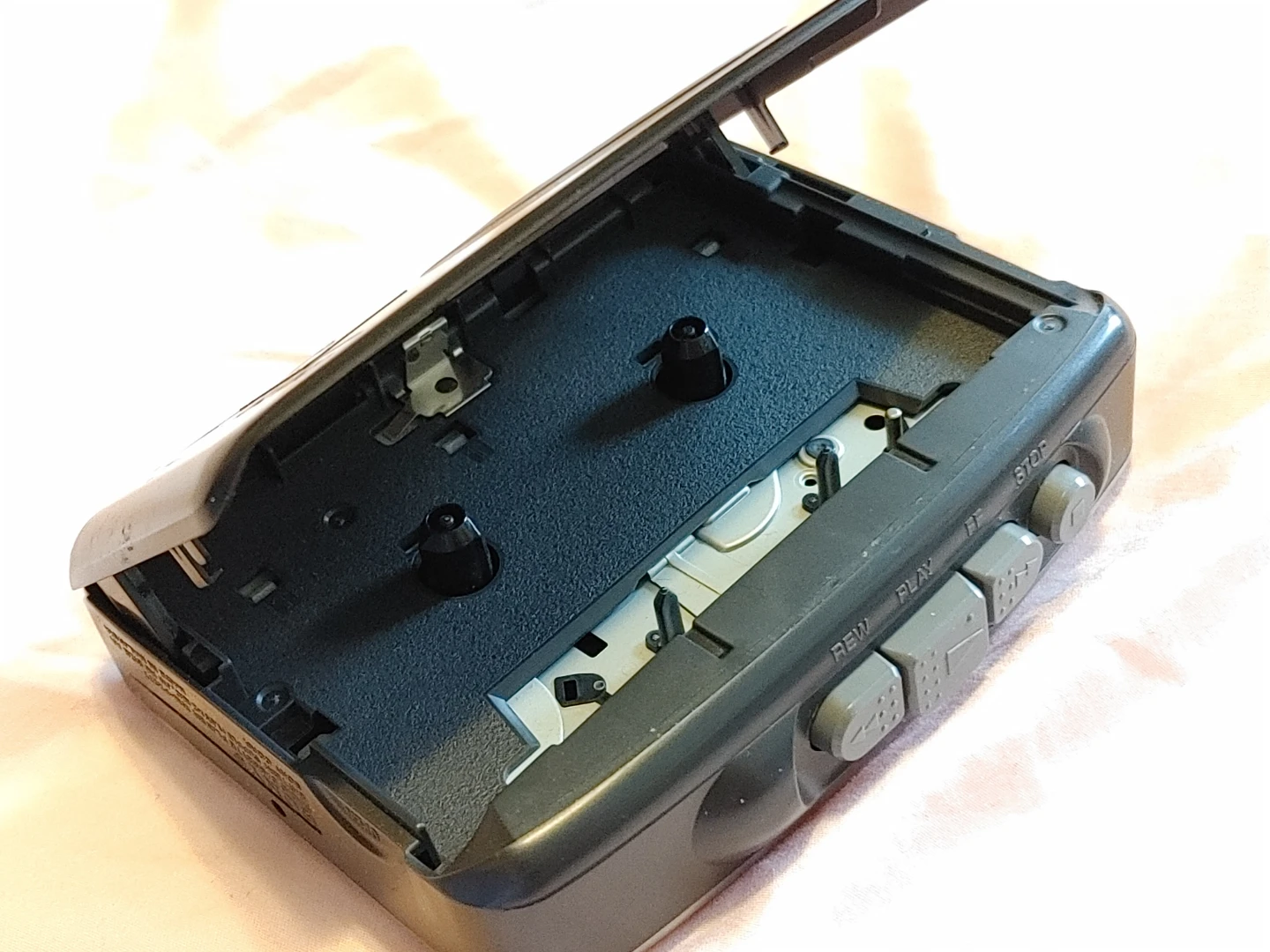 Restored Sony Walkman WM-FX277 - photo 2