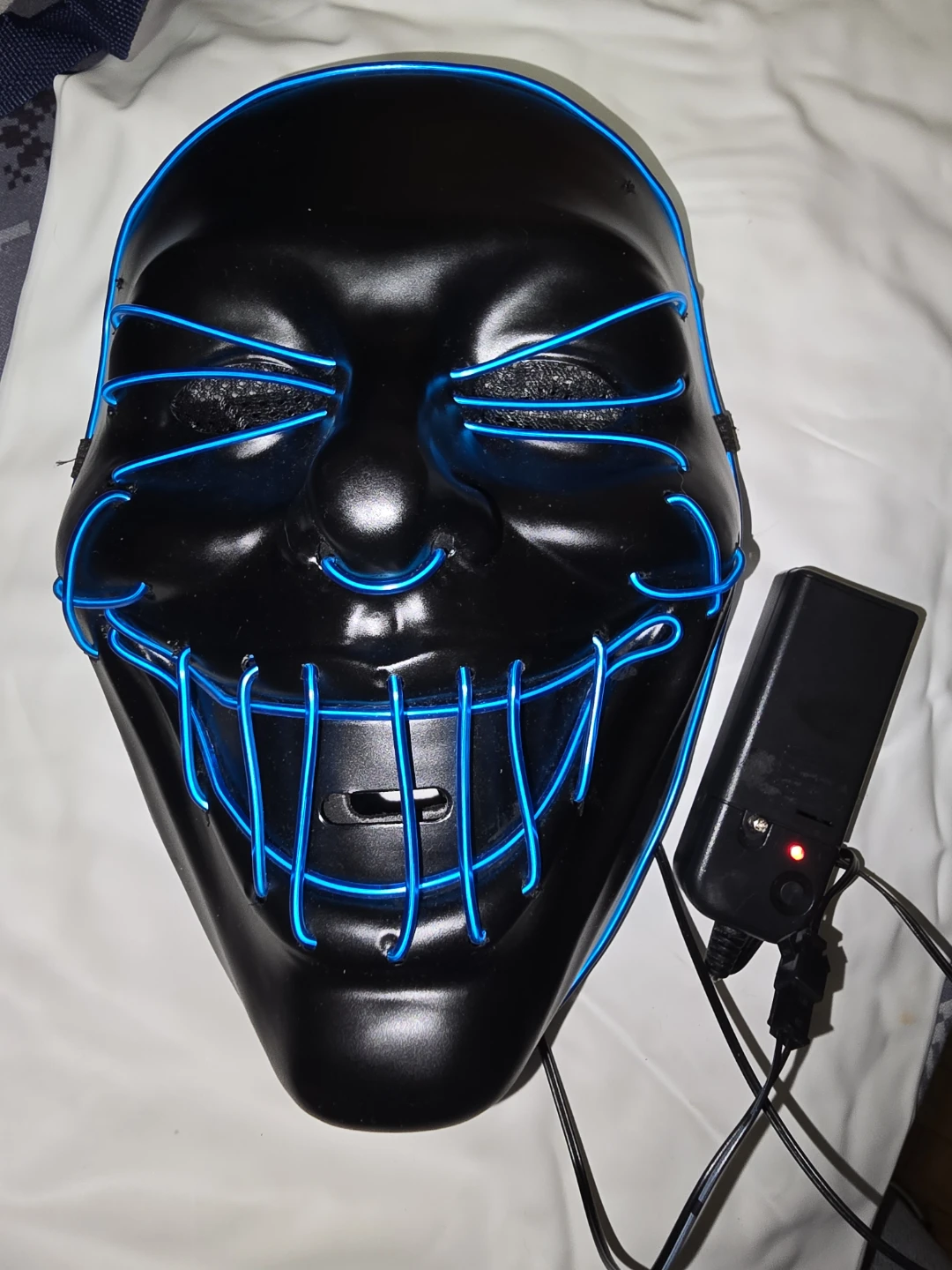 Blue LED Light-Up Halloween Mask - photo 3