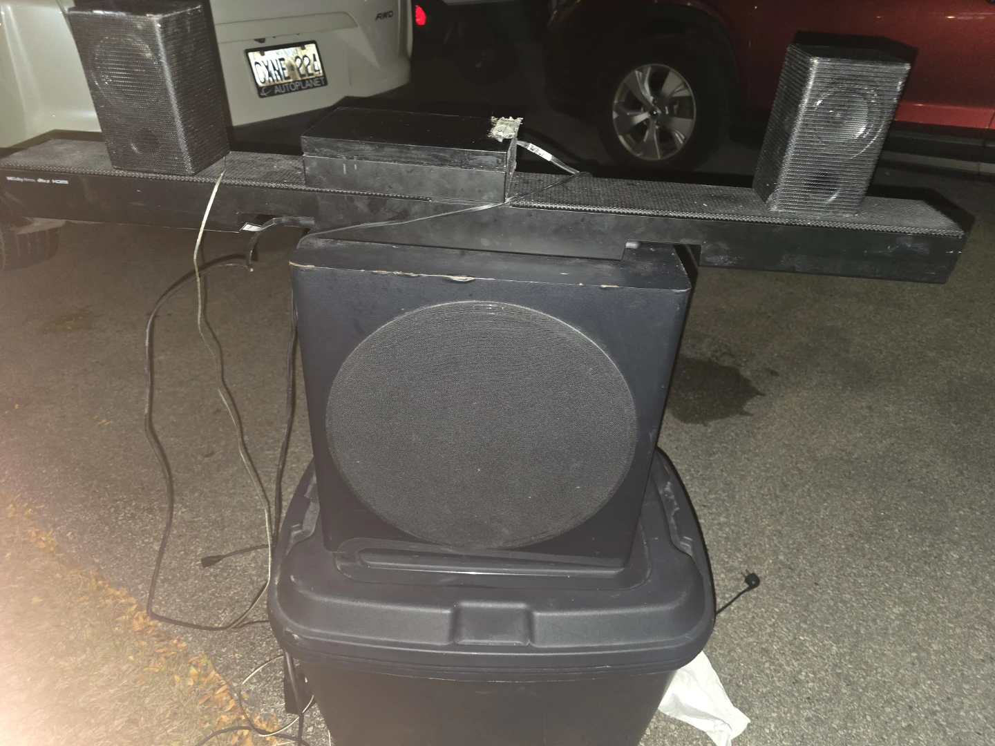Samsung Soundbar System with Subwoofer and Speakers