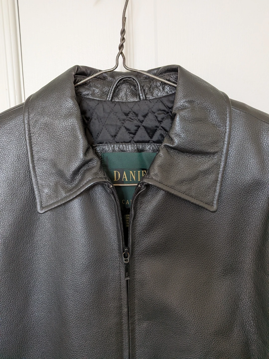 🏈Danier Black Leather Jacket - photo 3