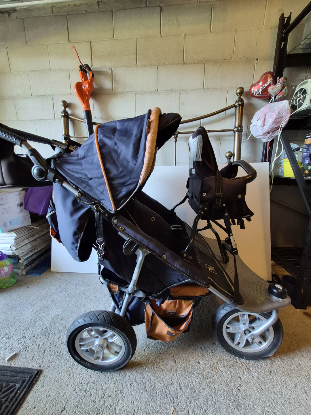 Valco Baby double stroller with toddler seat