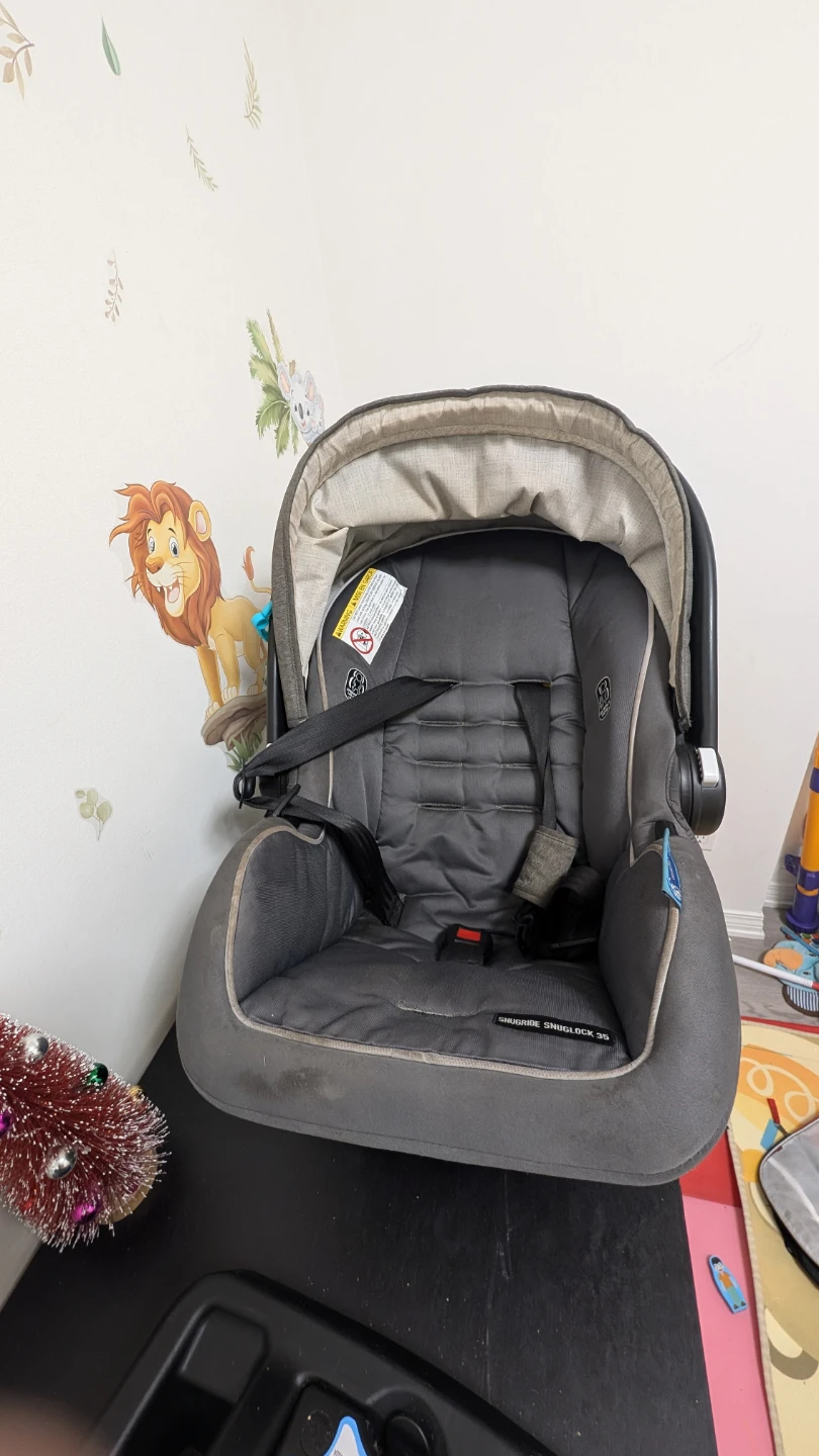 Graco SnugRide SnugLock 35 Infant Car Seat - photo 4
