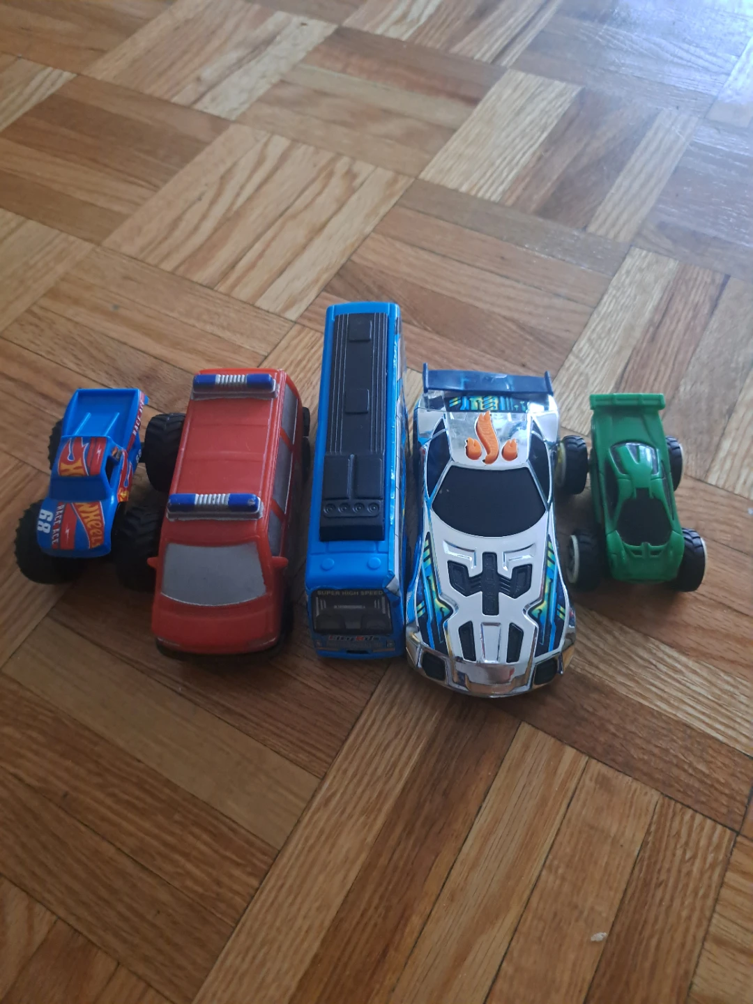 Set of 5 Toy Vehicles - photo 2