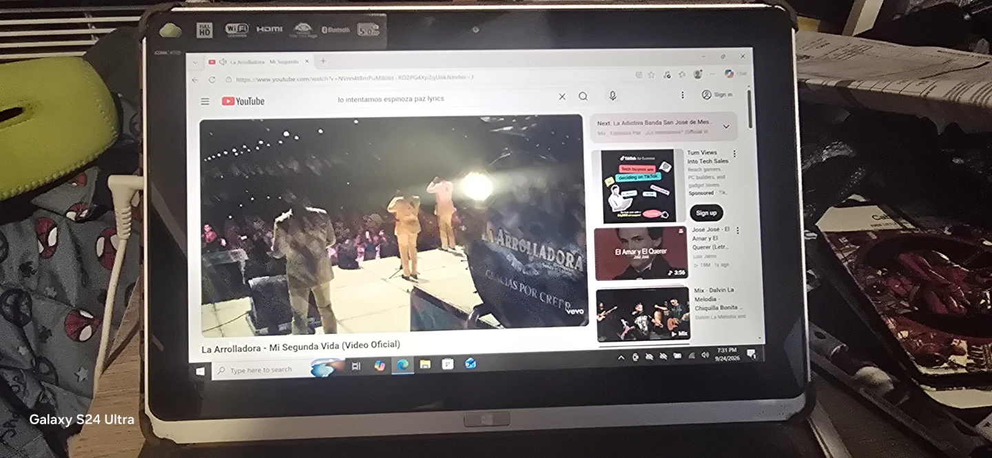 Windows Tablet 10-inch Display