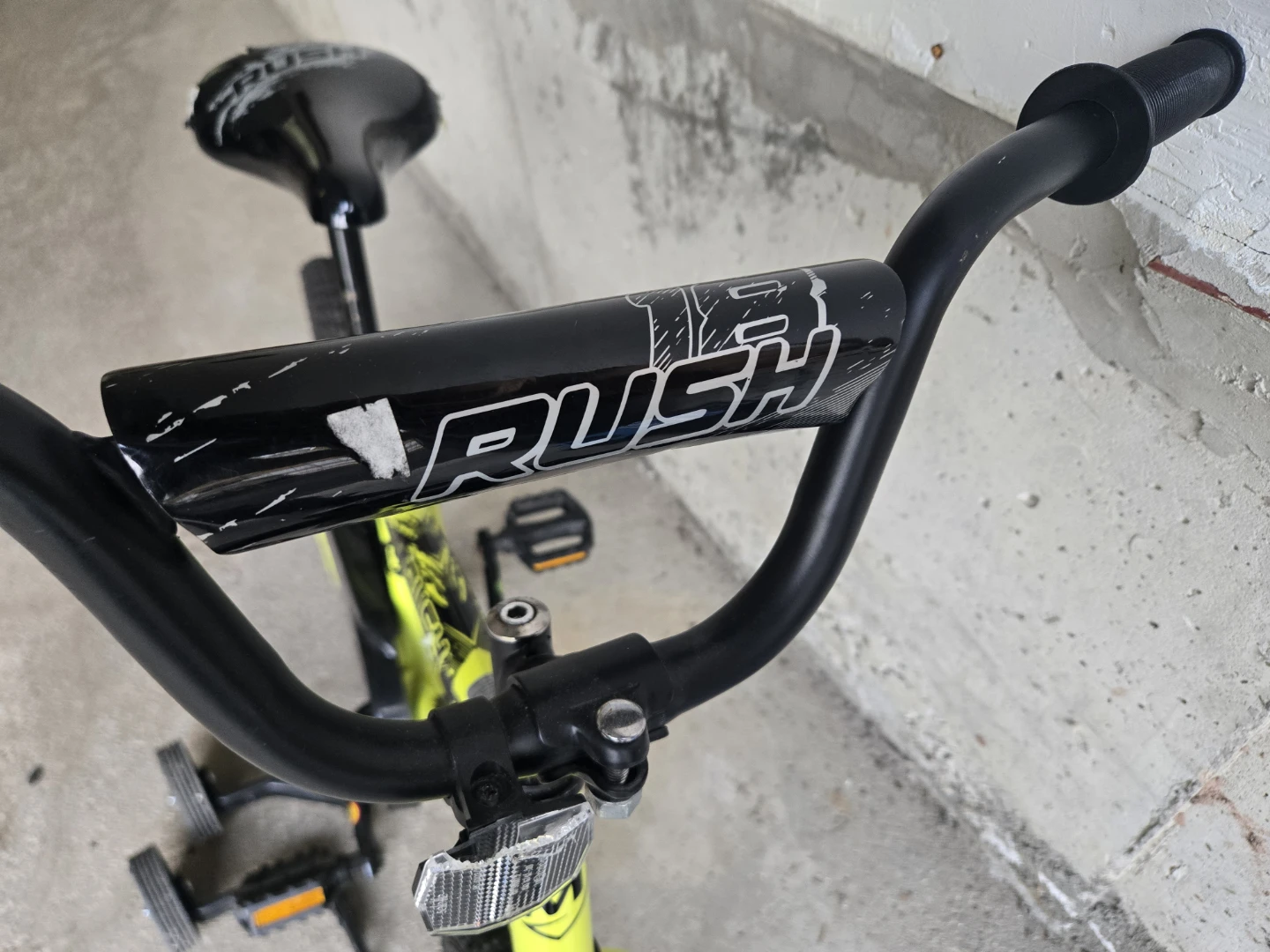 18 inch Kids Bicycle + Kids scooter - photo 4