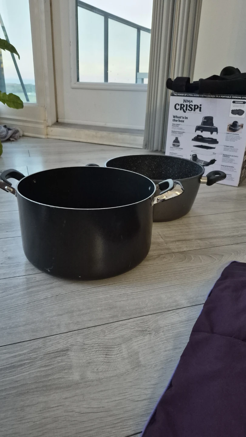 Large cooking pots. Non stick - photo 2