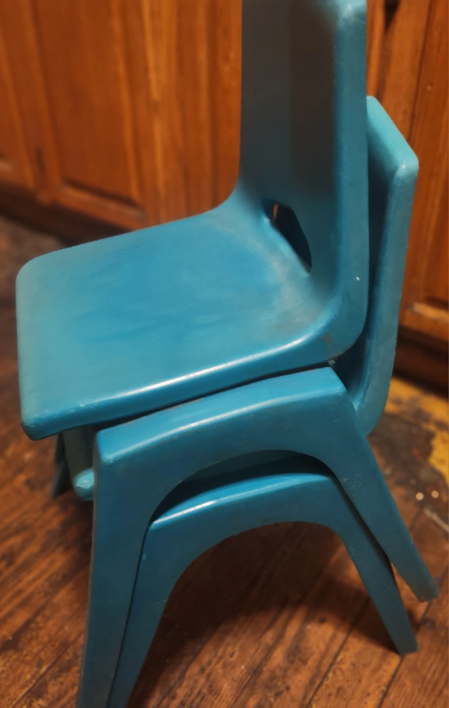 Set of Two Blue Plastic Children's Chairs - photo 2