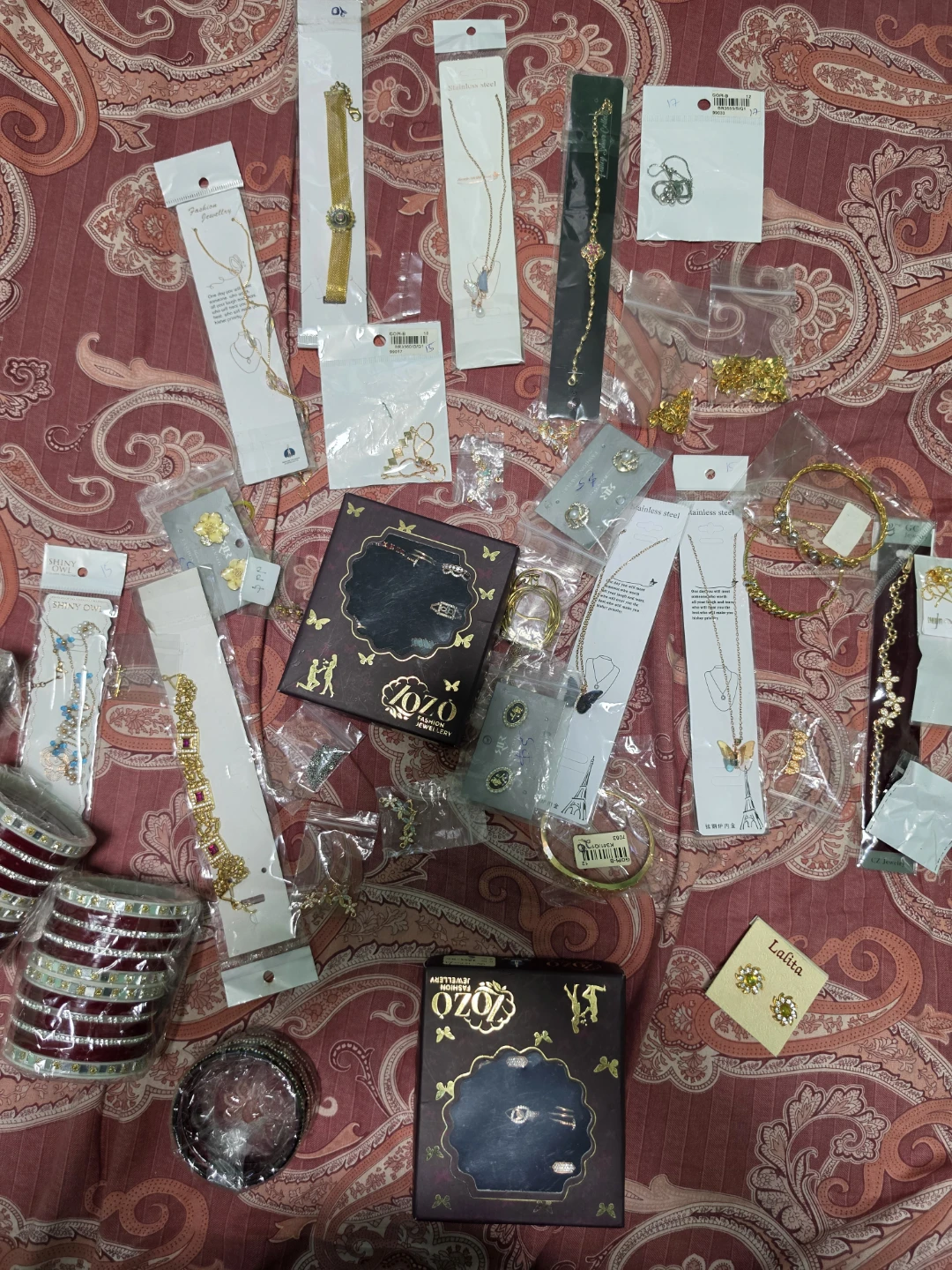 Assorted Fashion Jewellery Collection - photo 2