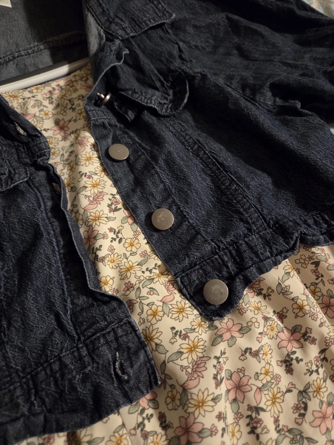 Floral Maxi Dress with Denim Jacket - photo 4