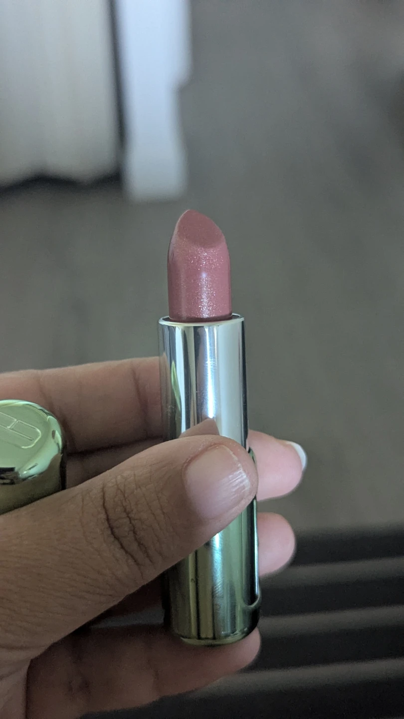 Clinique Lipstick in 02 Bare Pop - photo 2