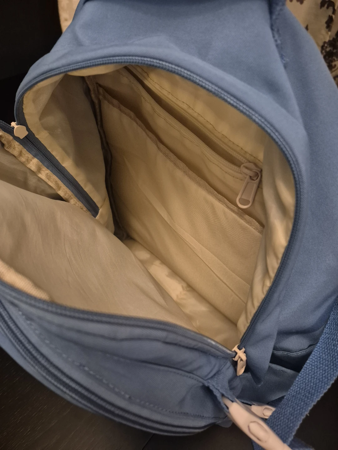 Leisure Backpack - Blue, great condition. - photo 3