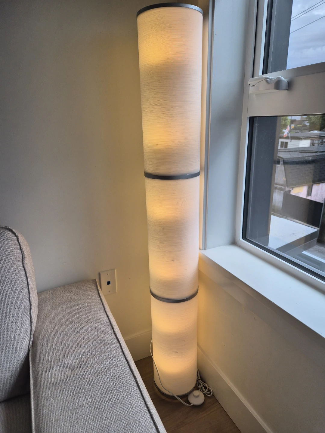 IKEA HOLMÖ Floor Lamp with Bulb - Great Condition! - photo 3