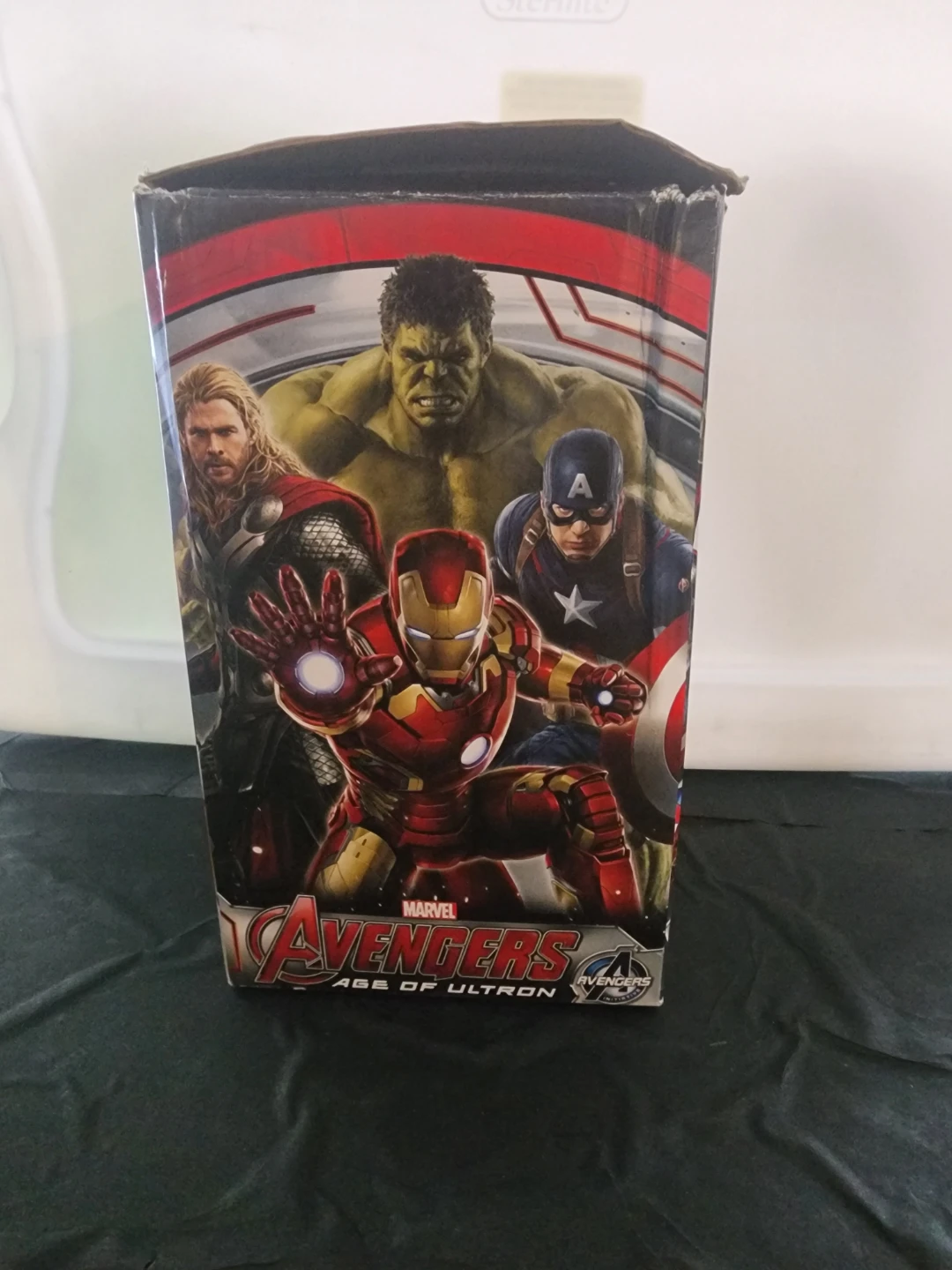 NECA Marvel Avengers Captain America Headknocker - photo 2