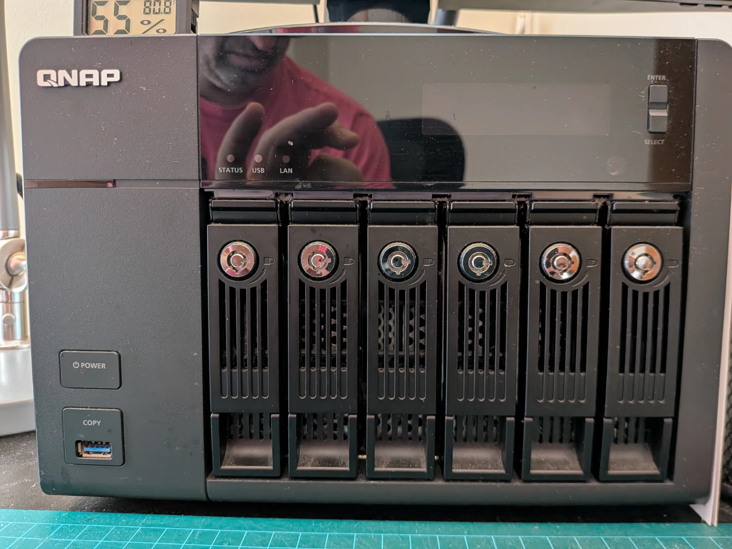 QNAP TS 653 Pro with drives