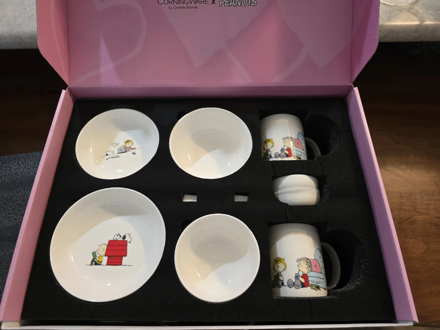 New CorningWare x Peanuts Snoopy Korean Dinnerware Set for 2 - photo 2