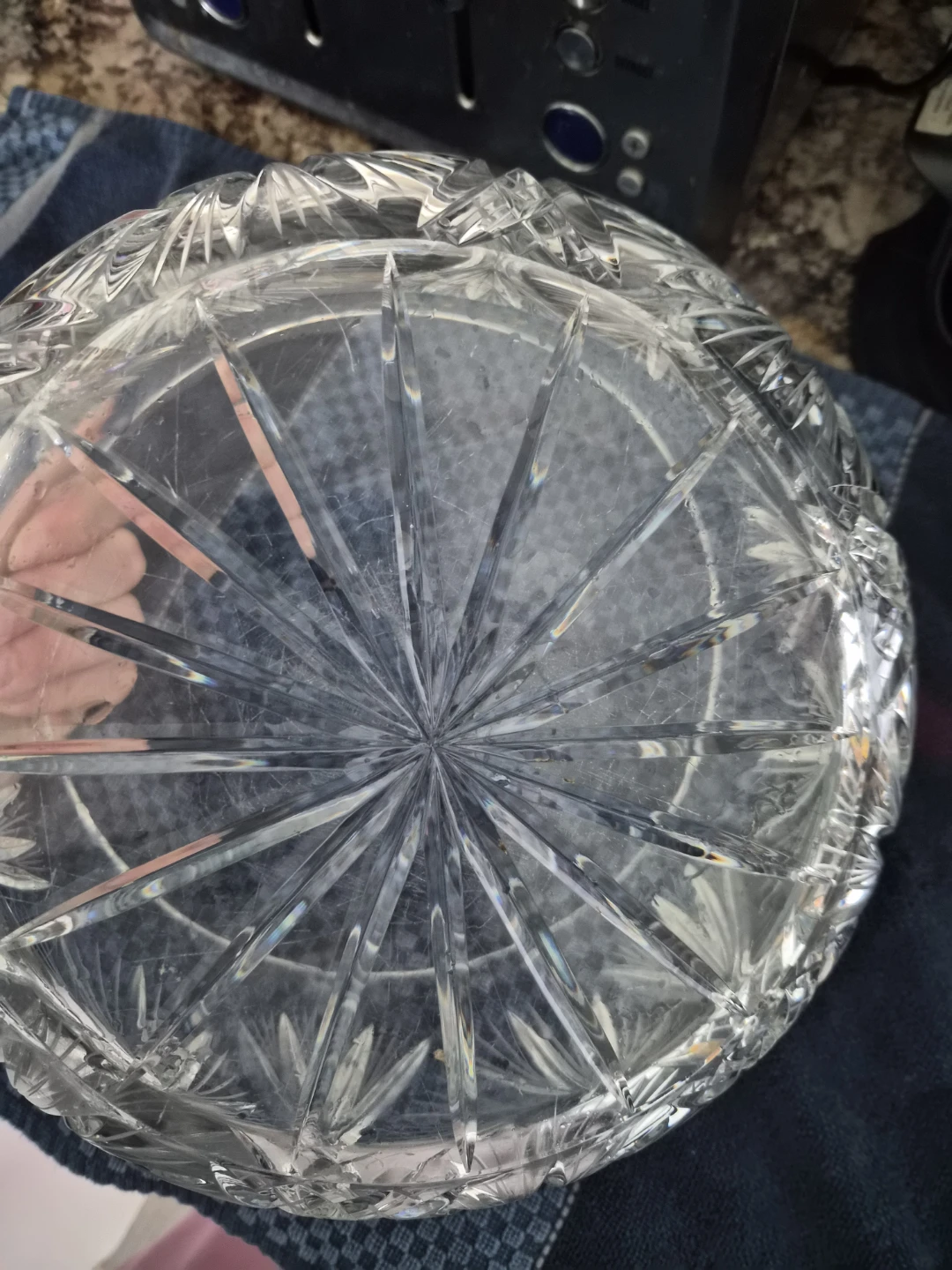 Clear Cut Glass Decorative Bowl - photo 3