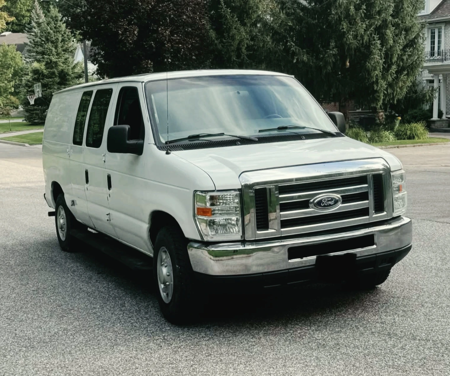 Ford Ecoline 2013 - photo 3