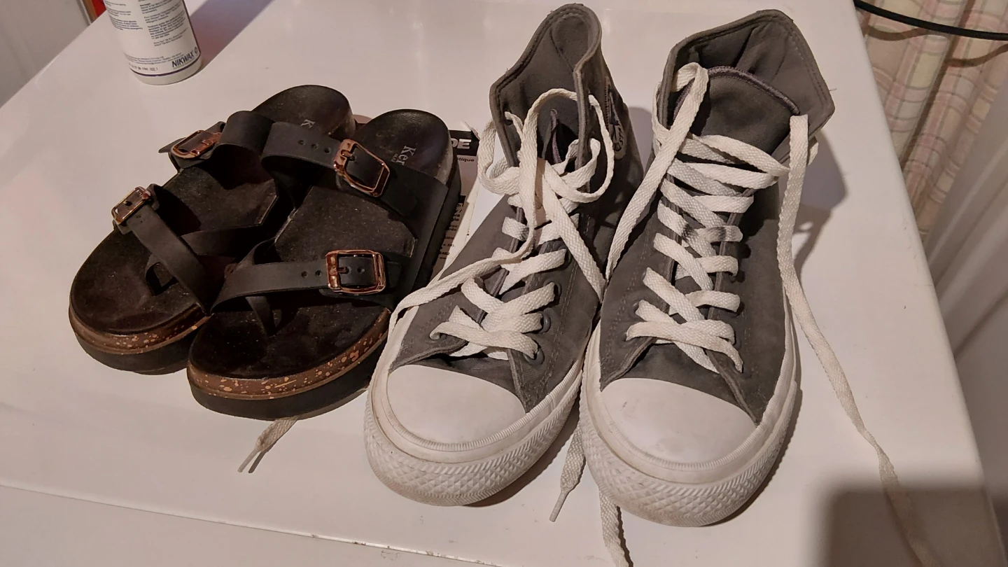 Grey Chuck Taylor IIs and Kenichan sandals