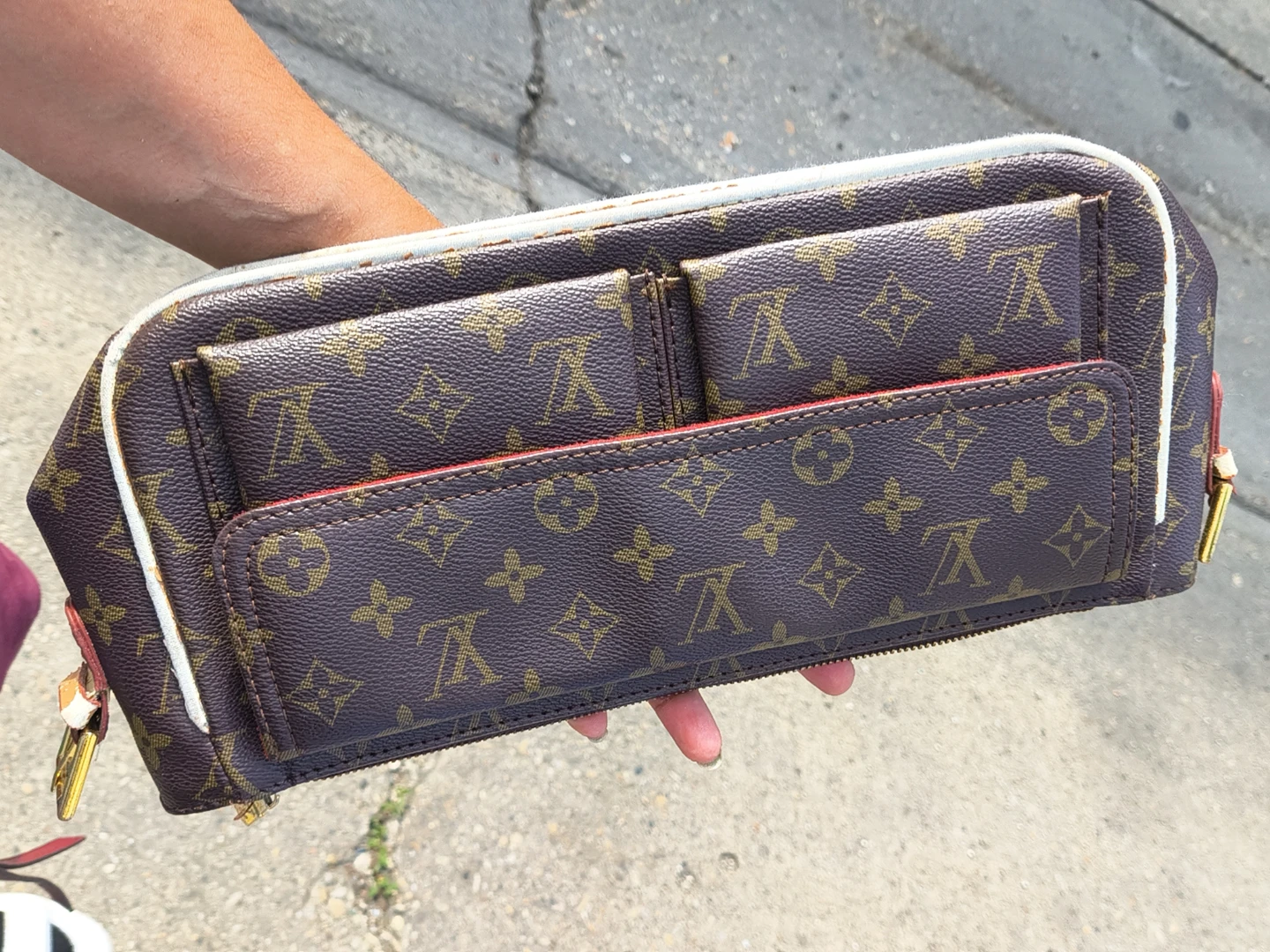 Louis Vuitton Monogram Pouch
