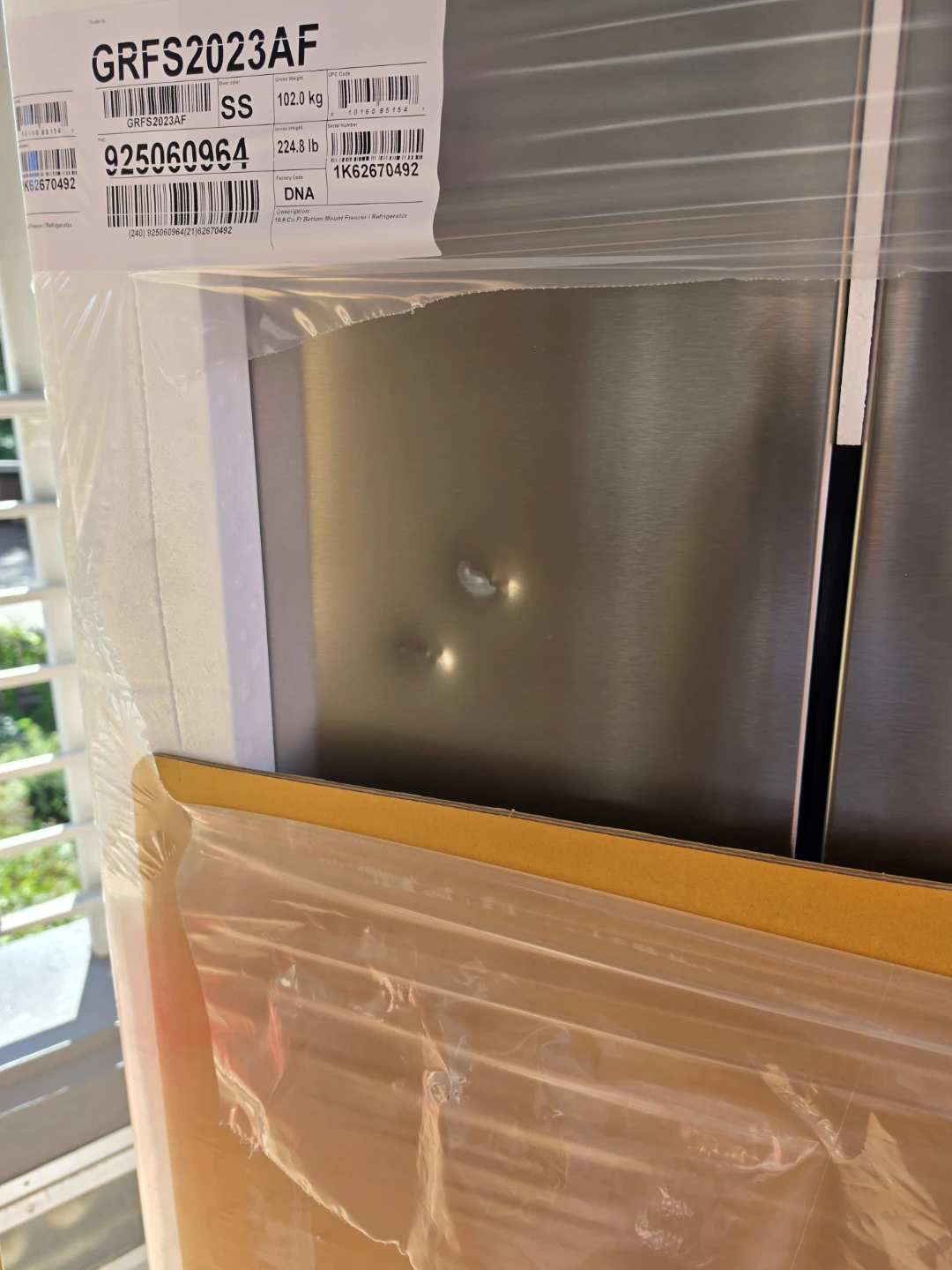 Frigidaire 20 cu. ft. French Door Refrigerator - photo 3