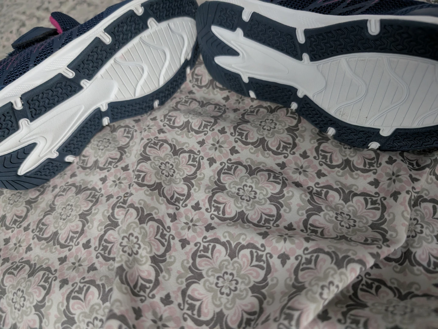 Blue and pink kids sneakers - photo 2