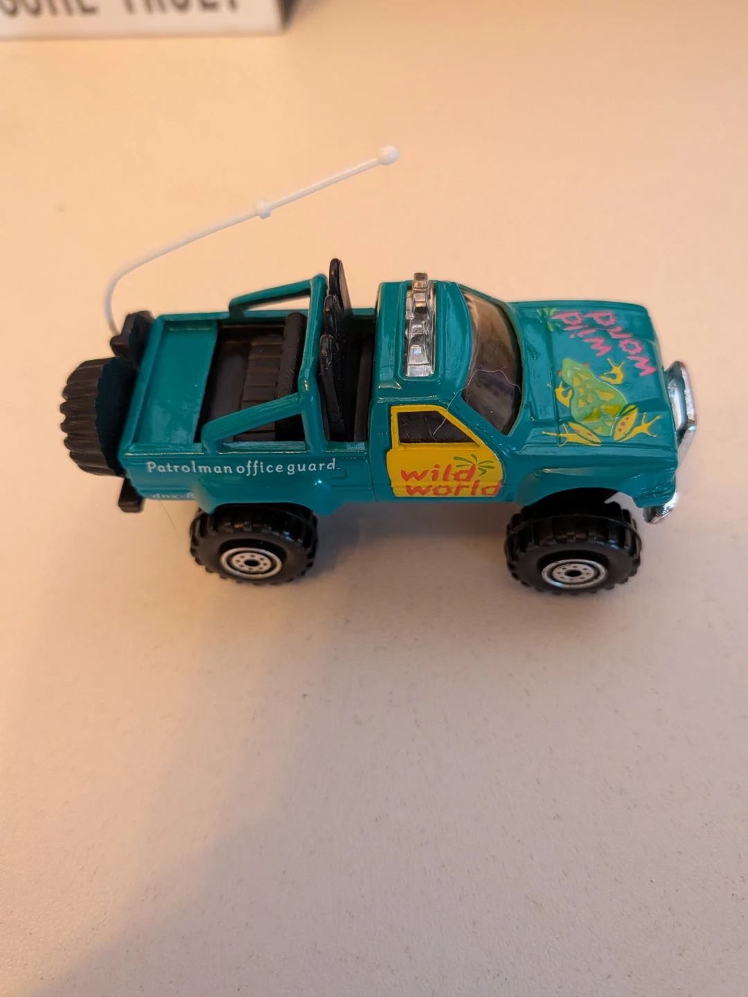 Wild World Diecast Toy Truck - photo 2