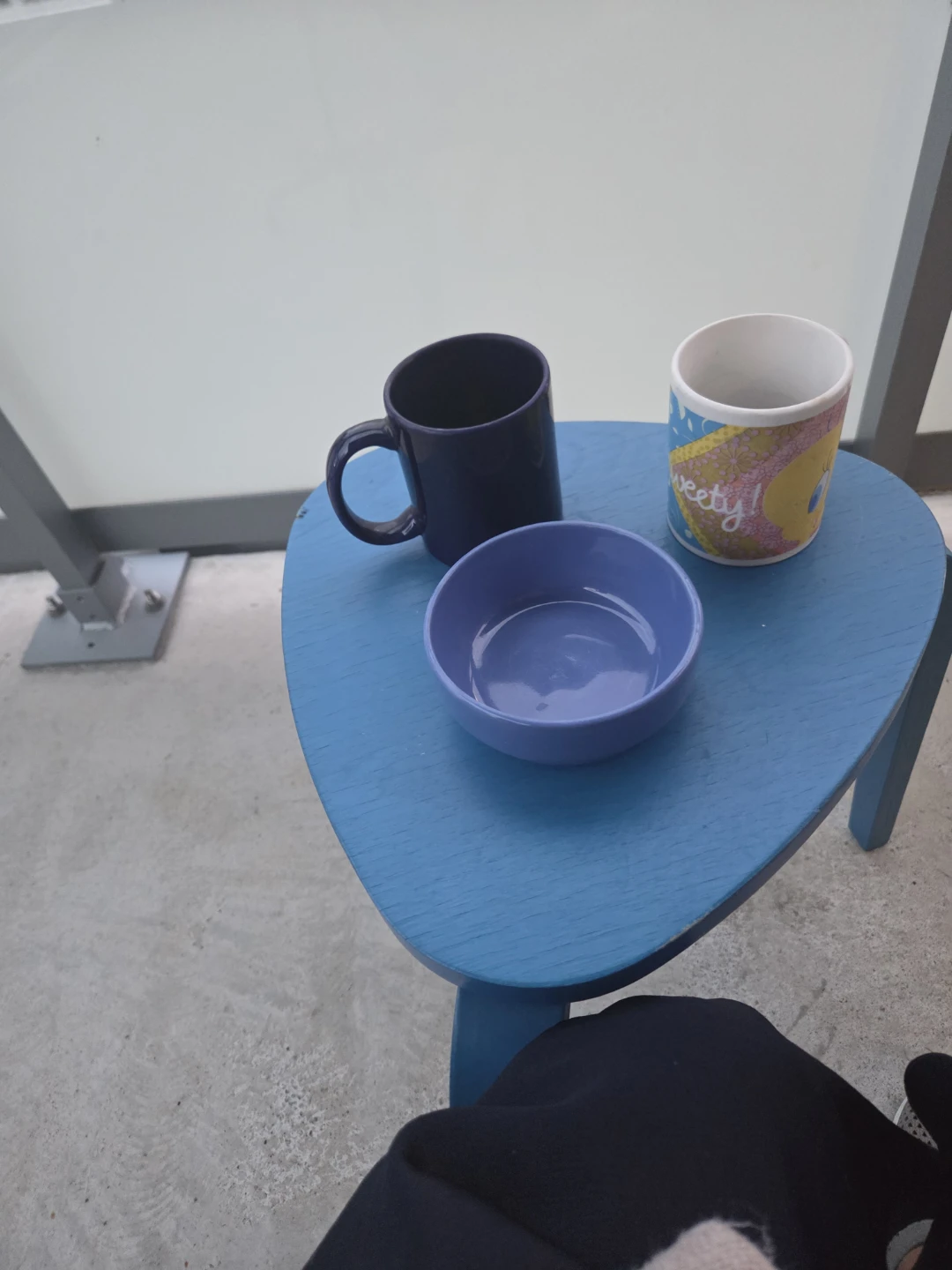 Two mugs and a ceramic bowl set - photo 3