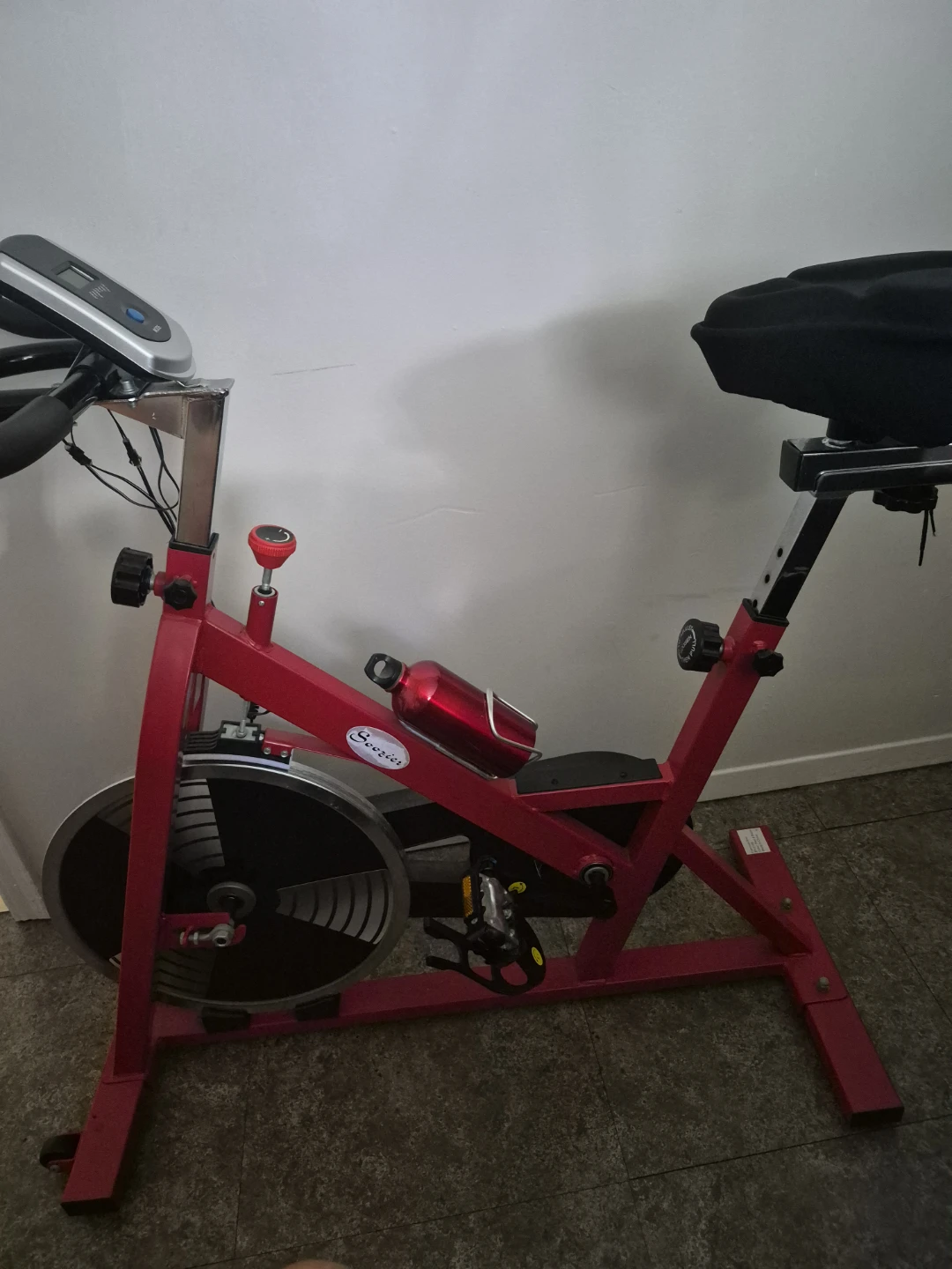 Souzzier stationary bicycle  like new