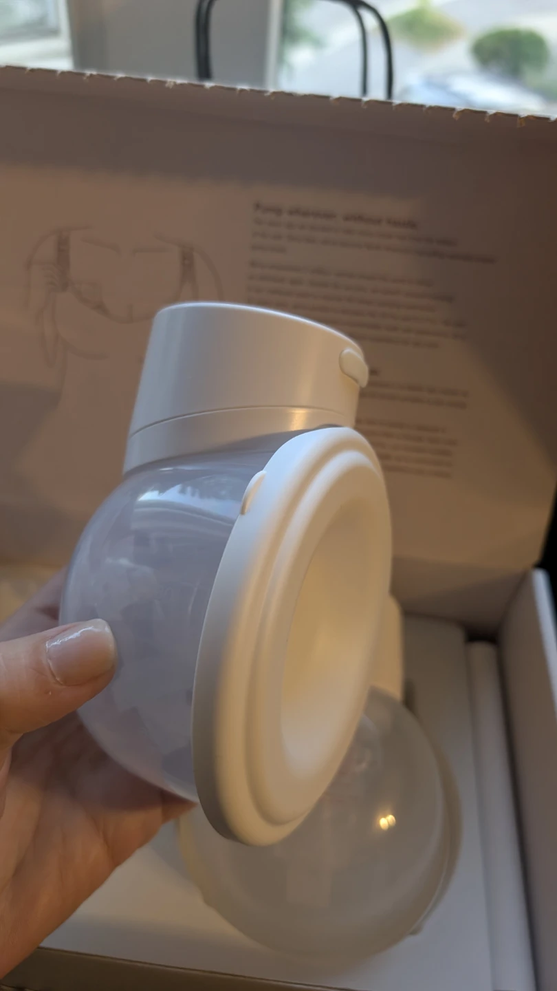 New, open box Momcozy S12 Pro Double Hands-Free Breast Pump - photo 2