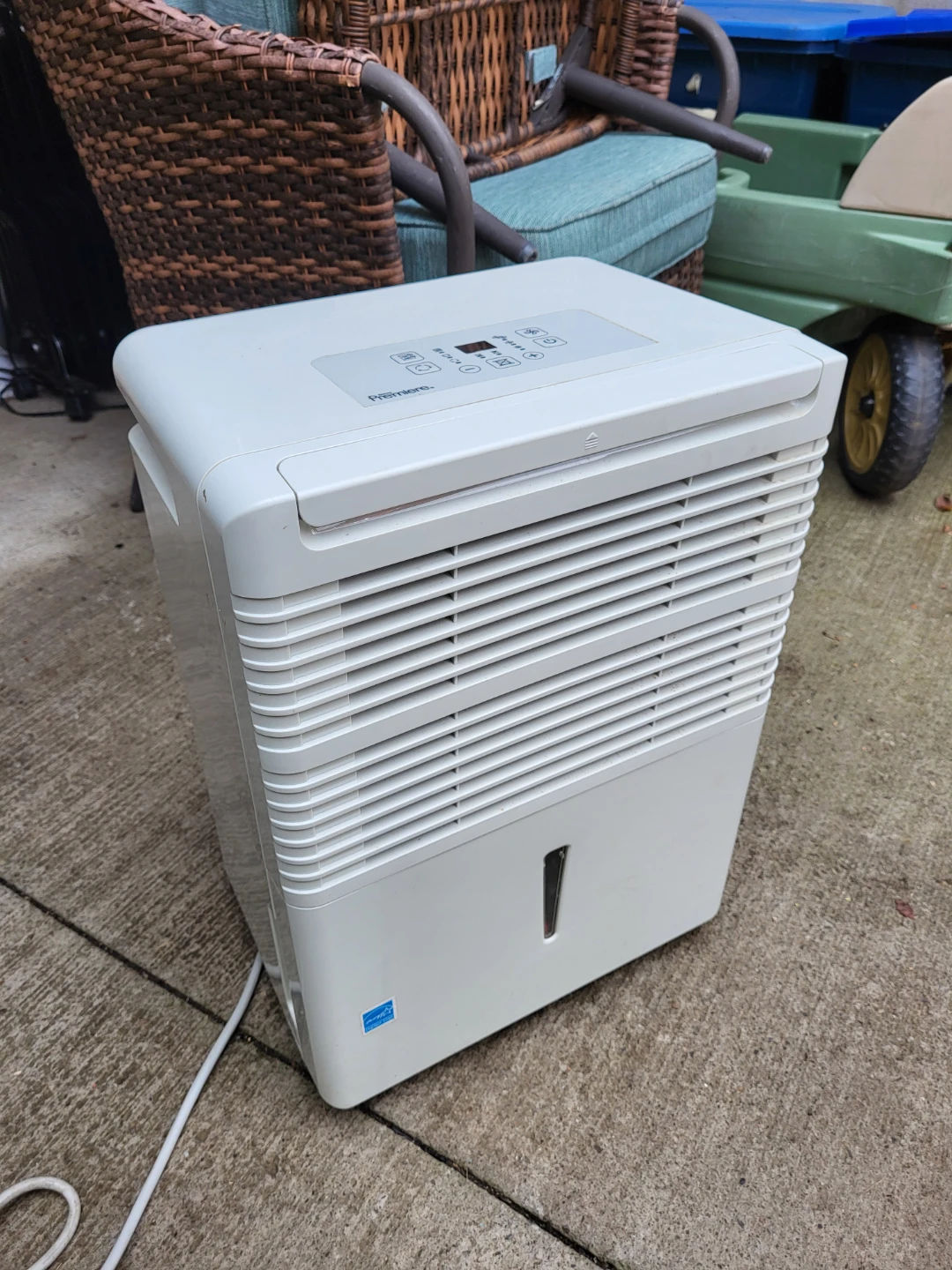 Danby Premiere 30-Pint Dehumidifier
