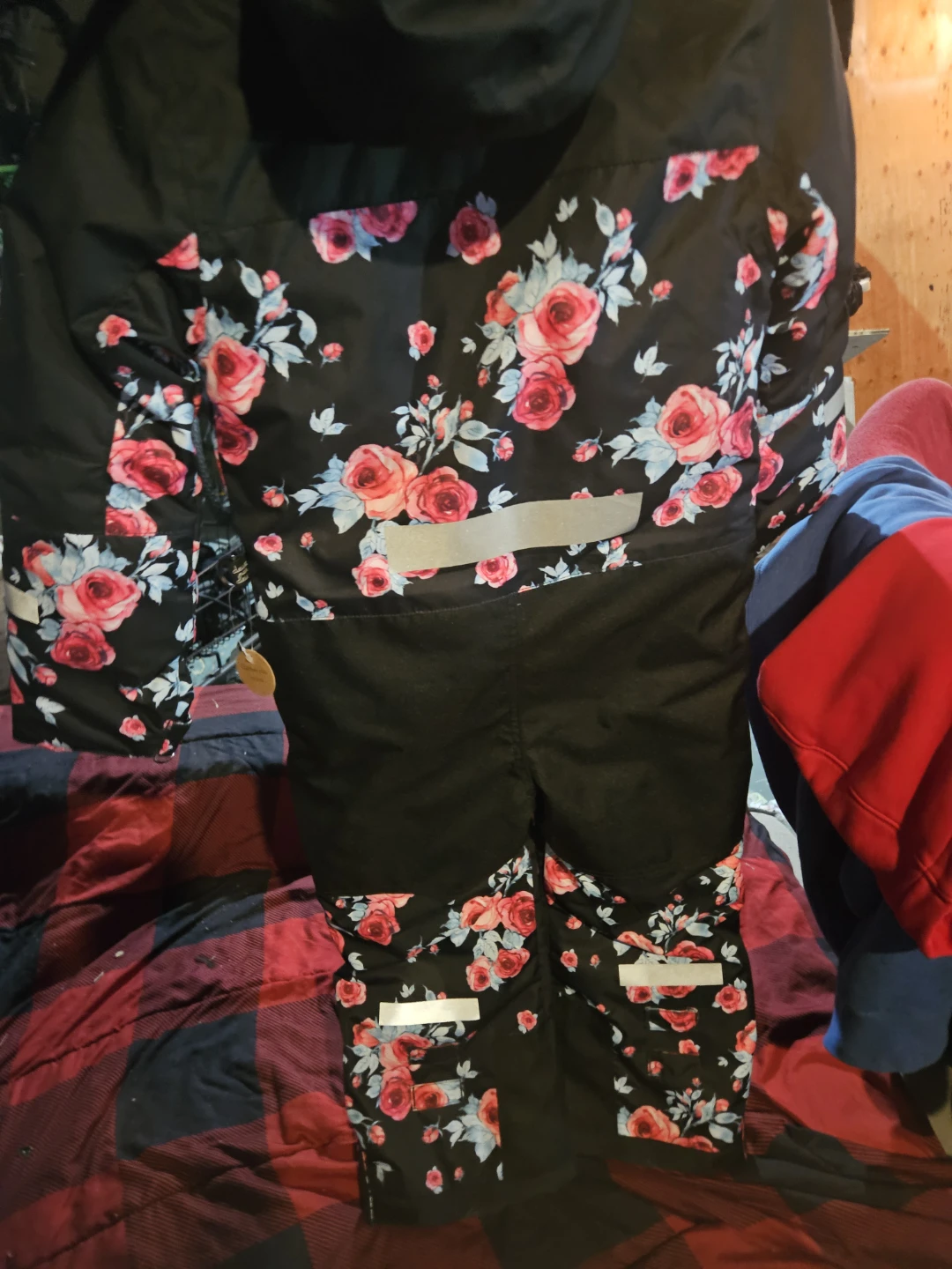 Winter size 7 boots and snowsuit size 6 winter outfit - photo 3