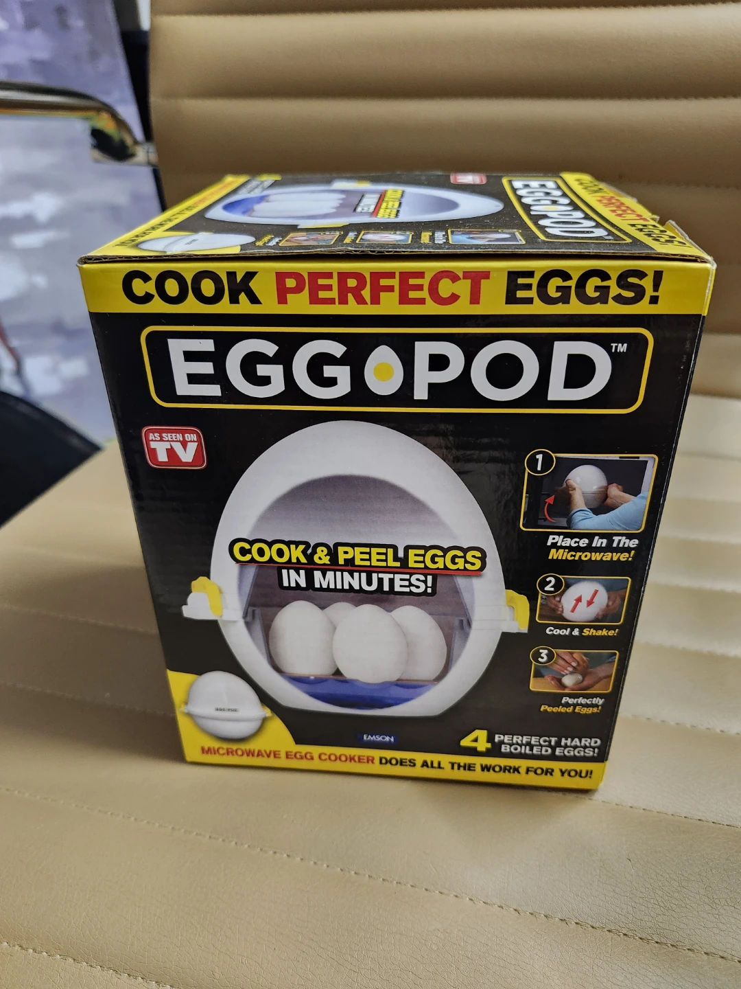 Egg-Pod Microwave Egg Cooker