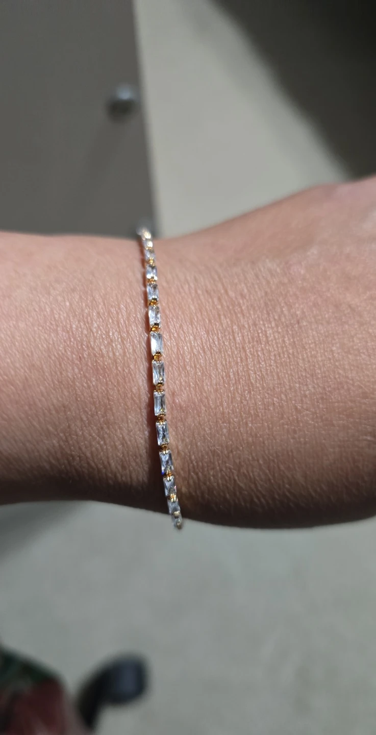Gold-tone crystal baguette bracelet - photo 4