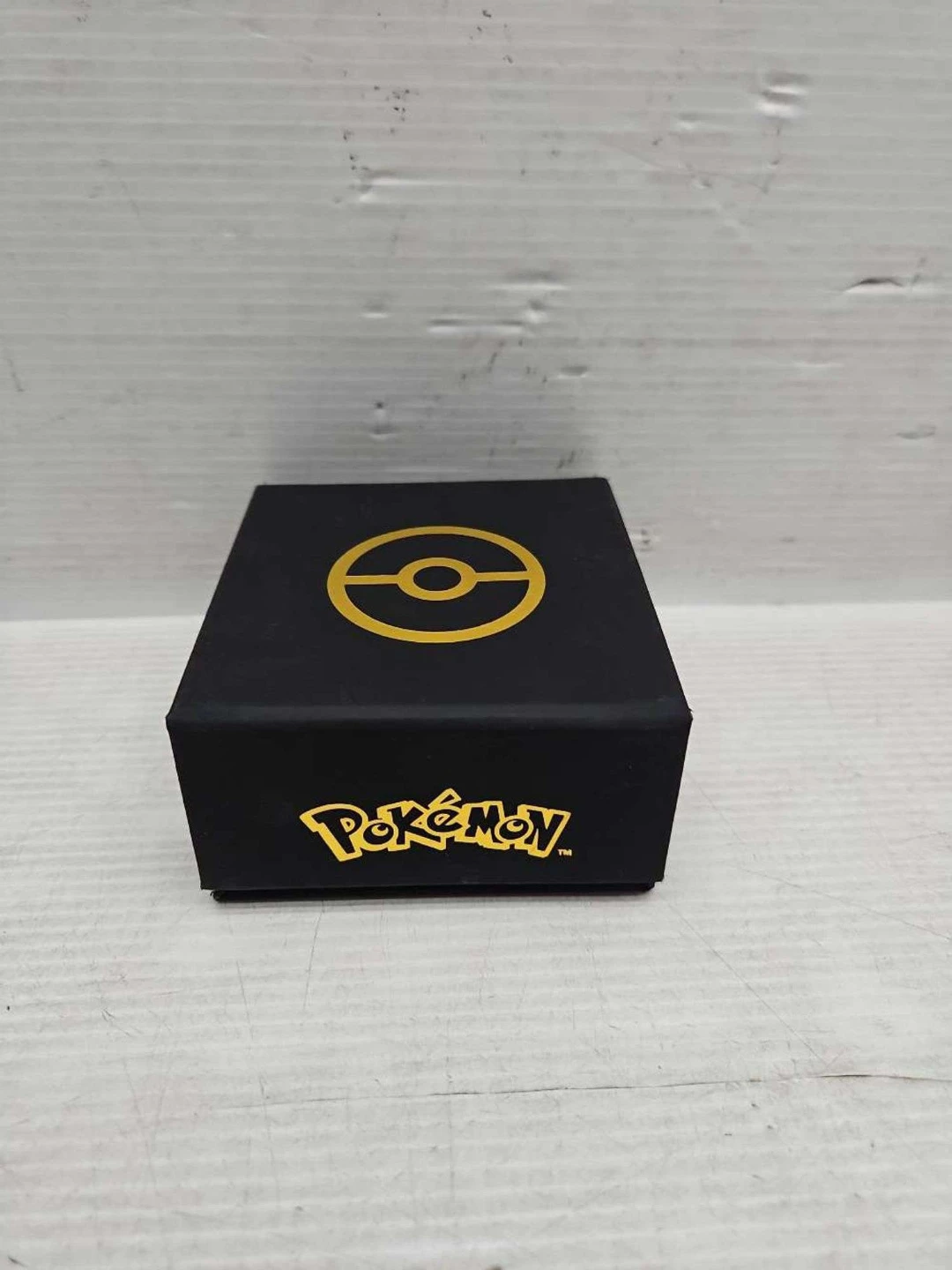 Pokemon king ice pikachu limited edition and vaulted - photo 4