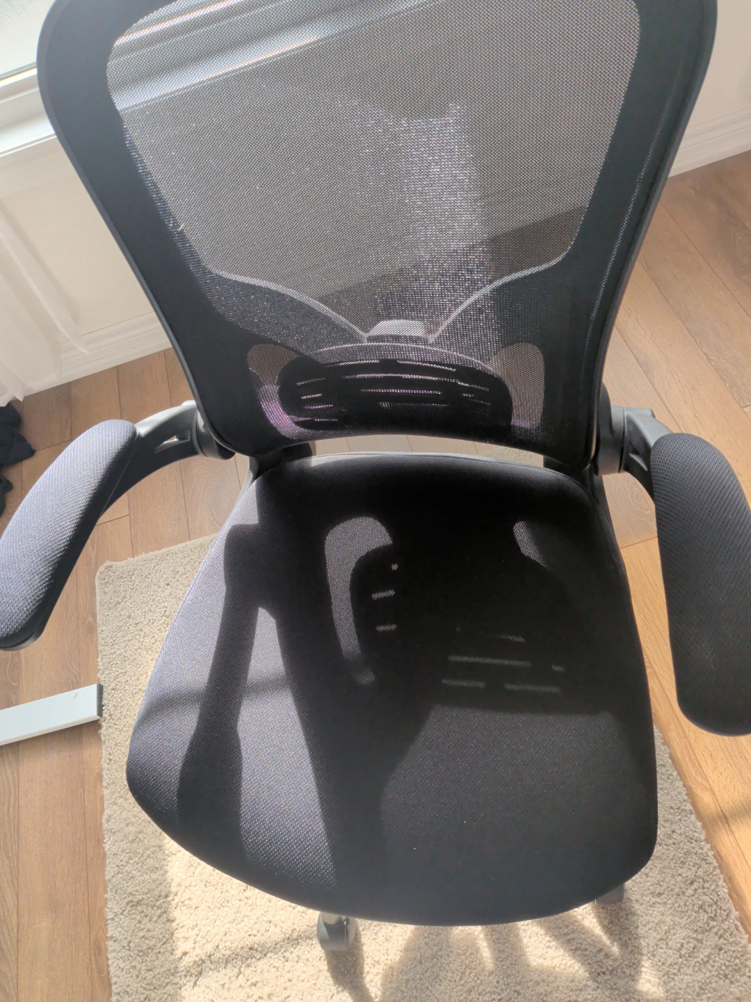 Black Ergonomic Mesh Office Chair - photo 3