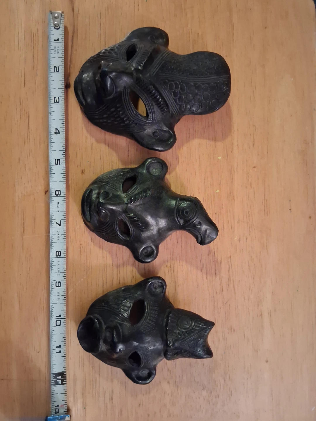 Set of 3 small decorative carved masks - photo 2