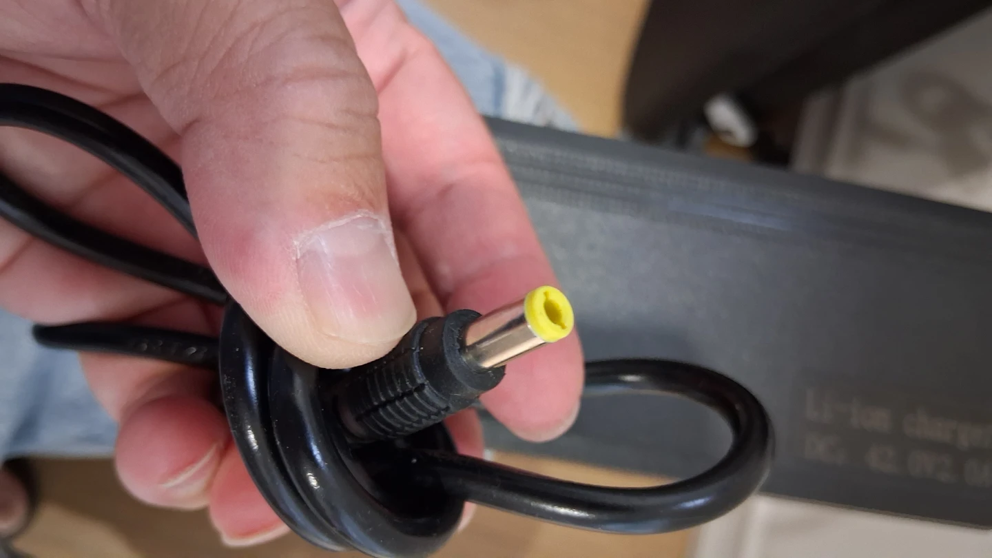 42V for 36V Lithium battery charger ebike escooter - photo 2