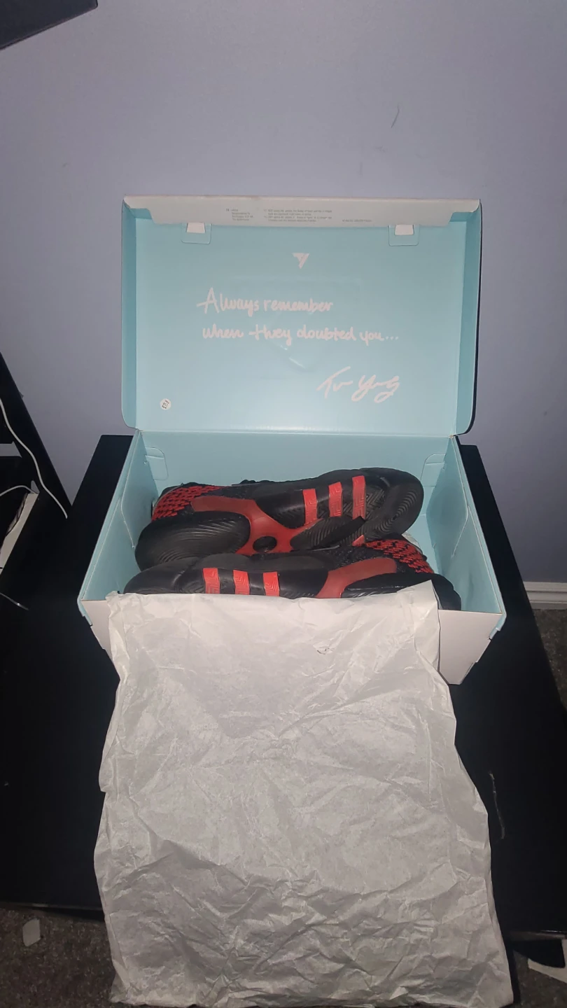 Adidas Trae Young 2 Basketball Shoes Size 12 - photo 3