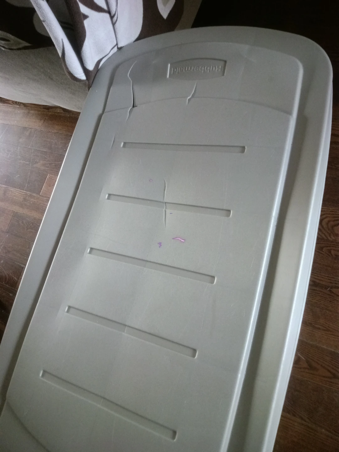 🏈Rubbermaid Roughneck Jumbo Storage Tote - photo 2