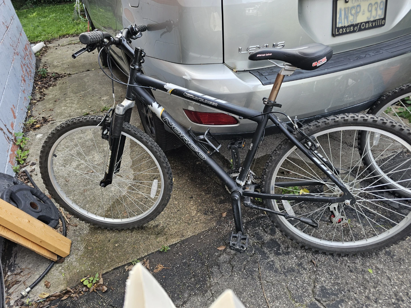 2x Norco Mountaineer Mountain Bike - photo 2