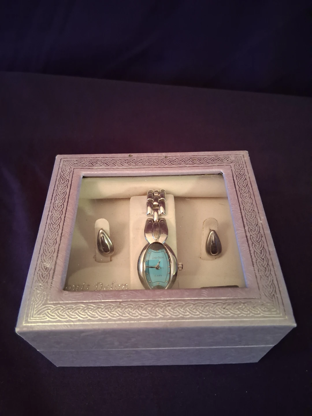 Watch and earring sets - photo 4
