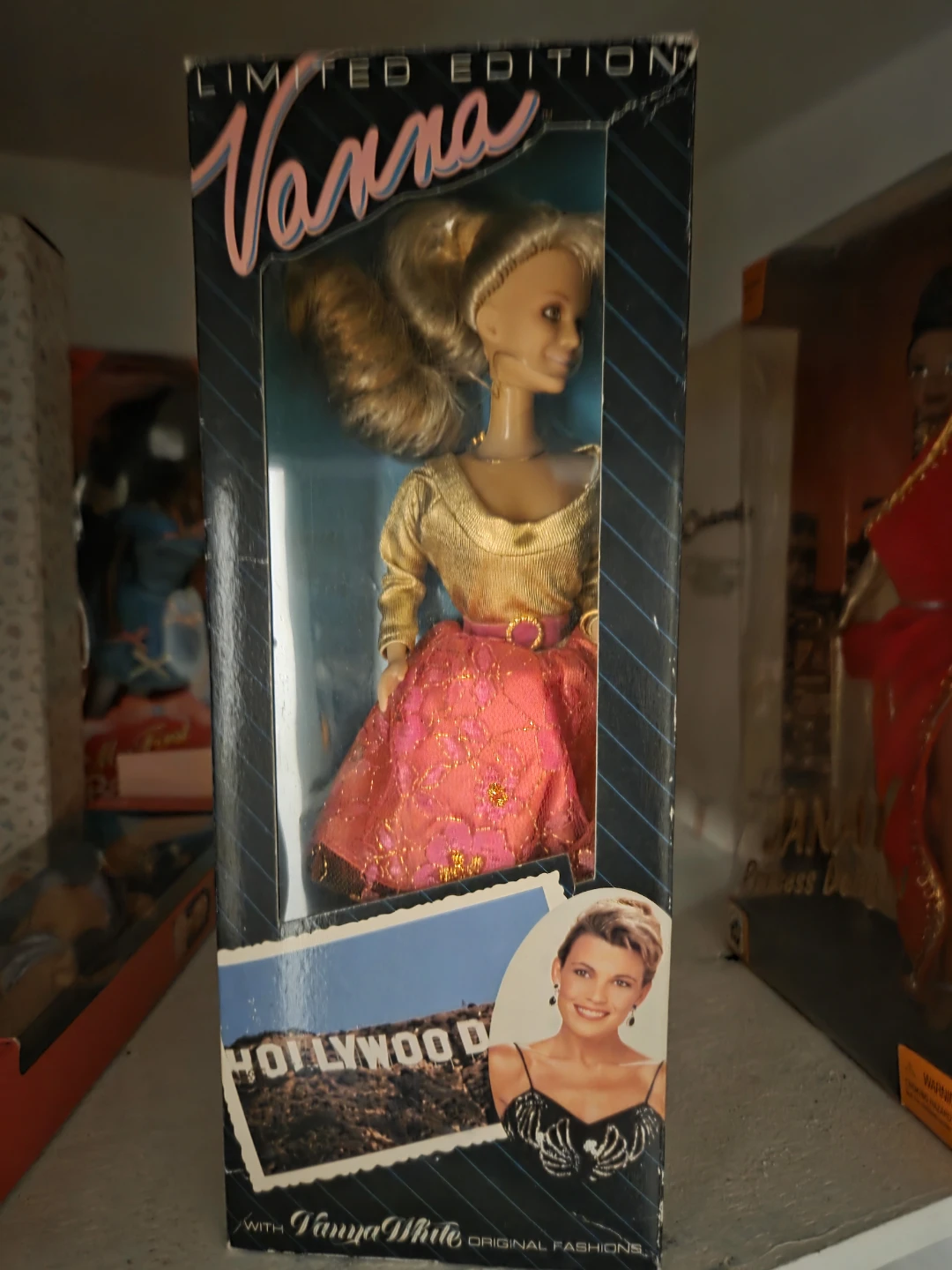 Vanna White Hollywood Doll - photo 3