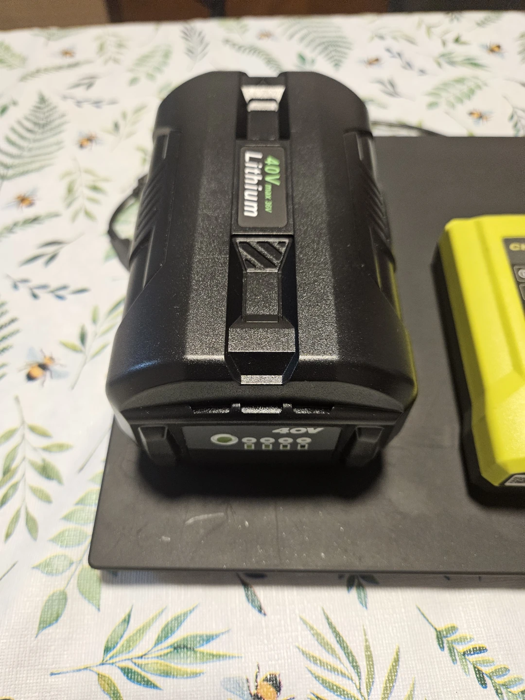 Ryobi 40V Lithium Battery and Charger - photo 2