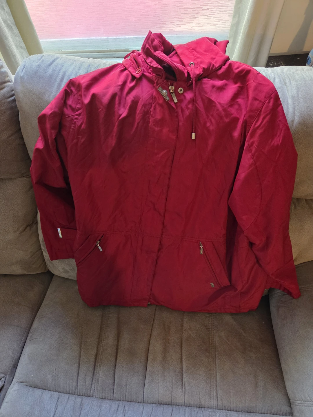 Women's Red Jacket M