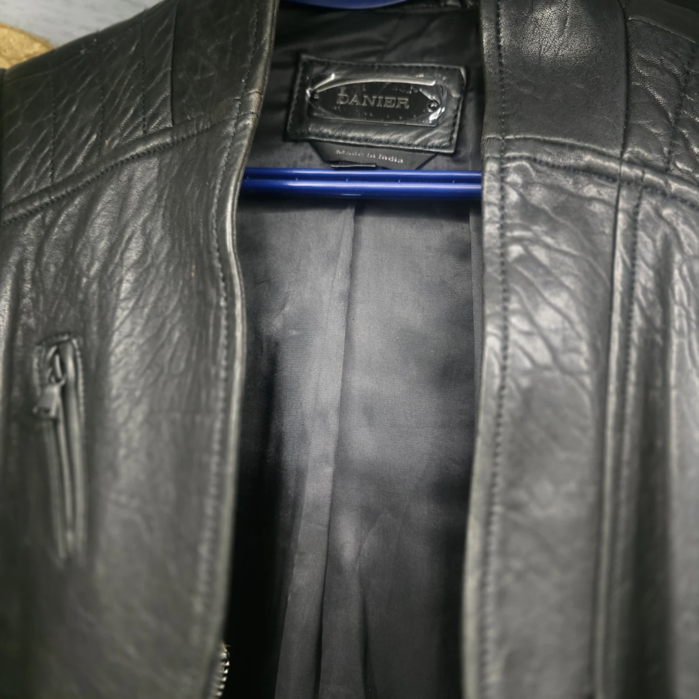 Danier Black Leather Jacket - photo 2
