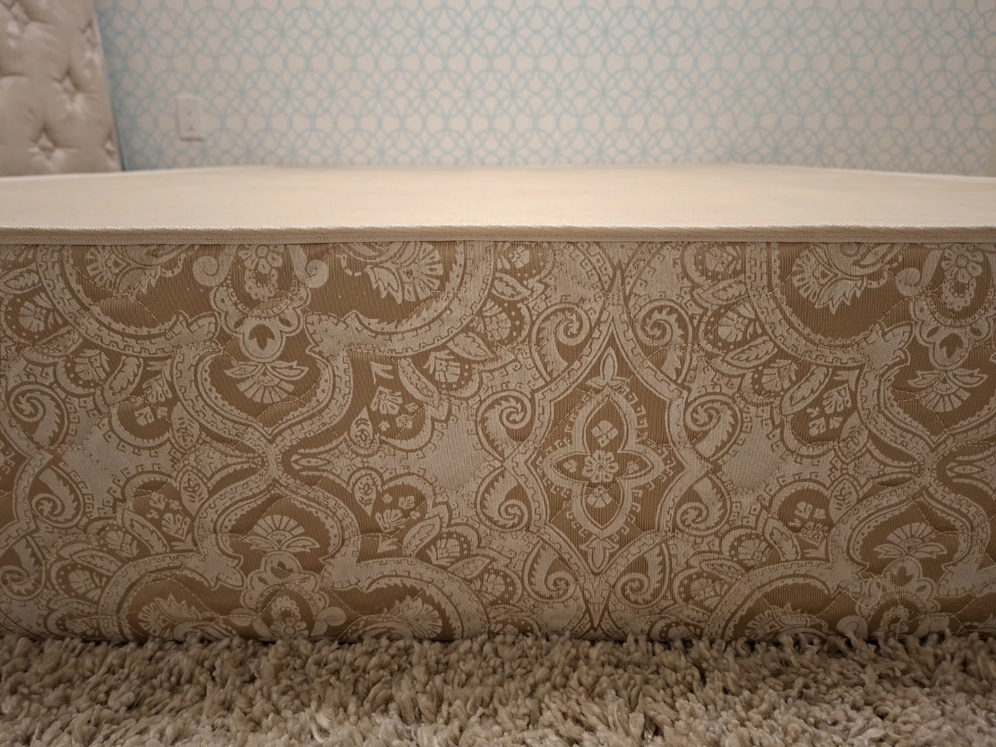 DOUBLE/FULL BED FRAME + HEADBOARD + BOX SPRING — $40 - photo 5